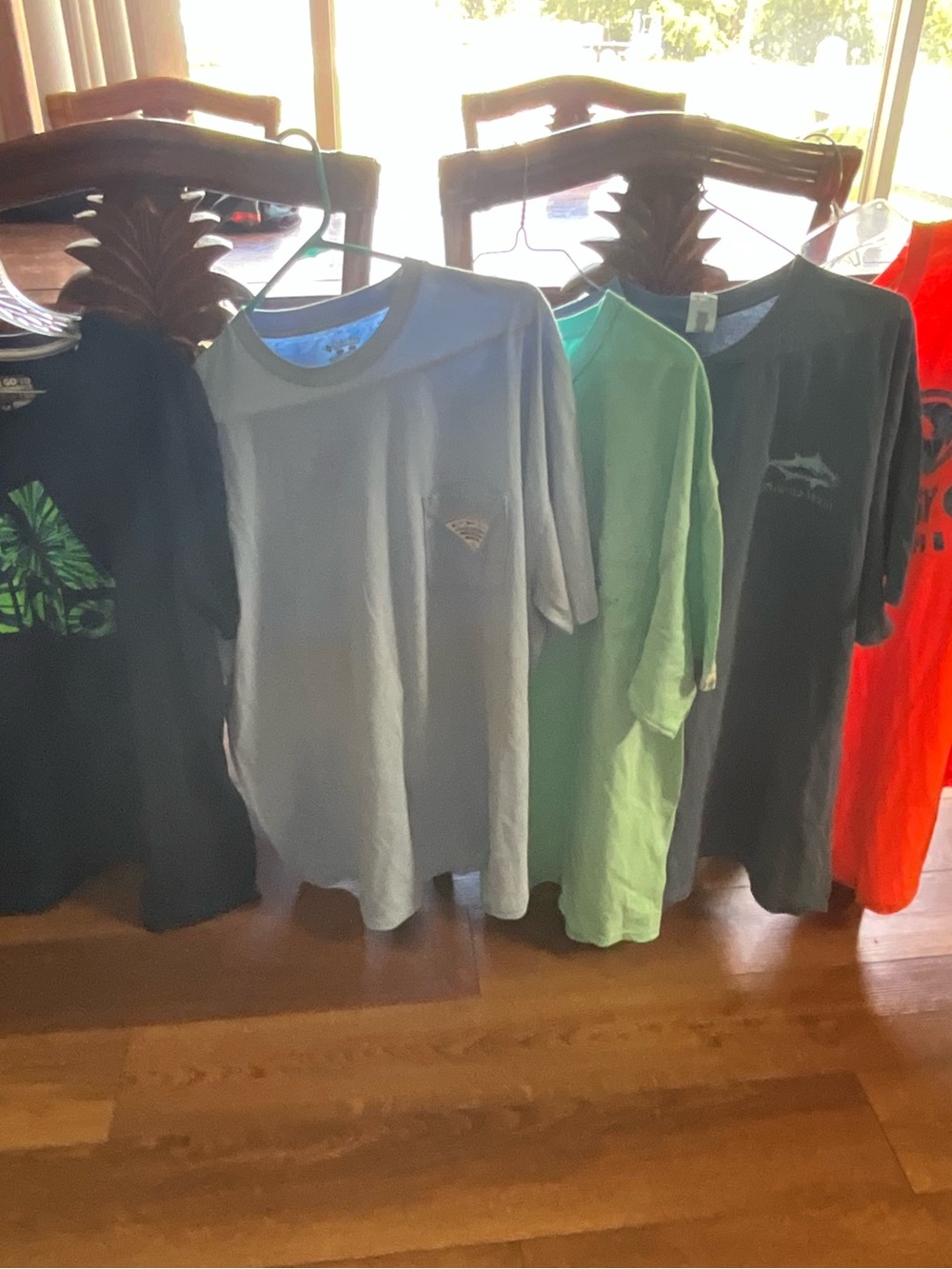 5 piece lot men’s 2XL SS tshirts